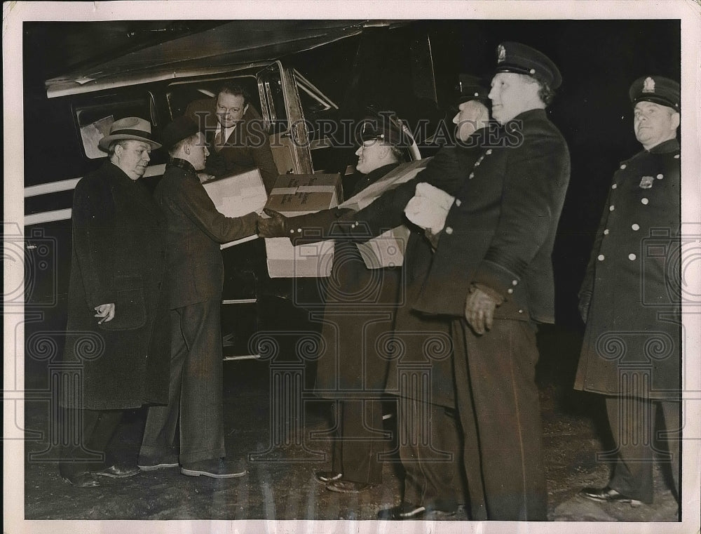 1937 Mayor S. Davis Wilson Jr. Dick Bircher, Flies Serum Flood Zone - Historic Images