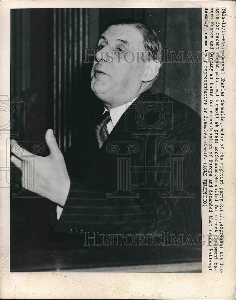1949 Charles DeGaulle leader of R.P.F during press conference - Historic Images
