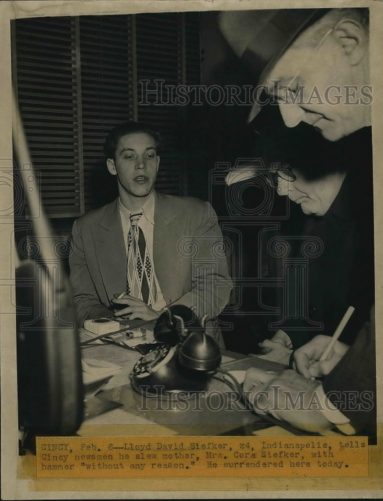 1948 Lloyd David Siefker Slew Mother Mrs. Cora Siefker  - Historic Images