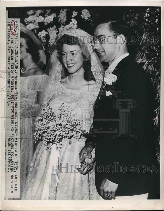 1948 Press Photo George Weyerhauser  with Bride, Former Wendy Wagner - Historic Images