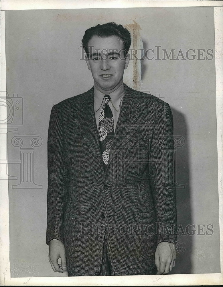 1943 Tobias Stone, best Bridge player  - Historic Images
