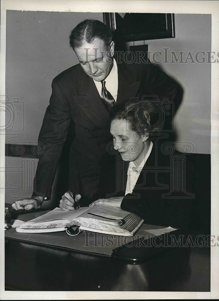 1939 Press Photo Mary Smith admitted to practice before U.S. Supreme Court-Historic Images