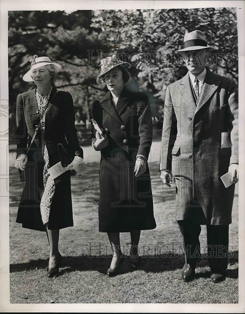 1938 Mrs. Harold S. Vanderbilt, Mrs. Dodge Sloane, Morton L. Schwatz - Historic Images