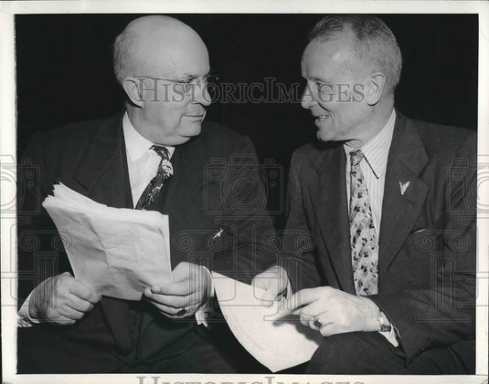 1942 Henry Kaiser & Rear Adm. Emory Land confer on plane building - Historic Images