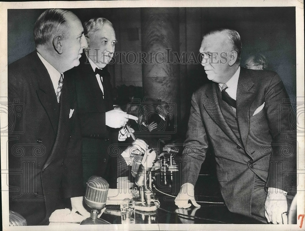 1951 Secretary of Defense George Marshall, Sen. Richard Russell - Historic Images