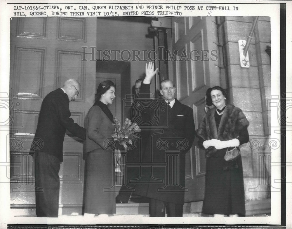 1957 Queen Elizabeth &amp; Prince Philip at Ottawa City Hall  - Historic Images
