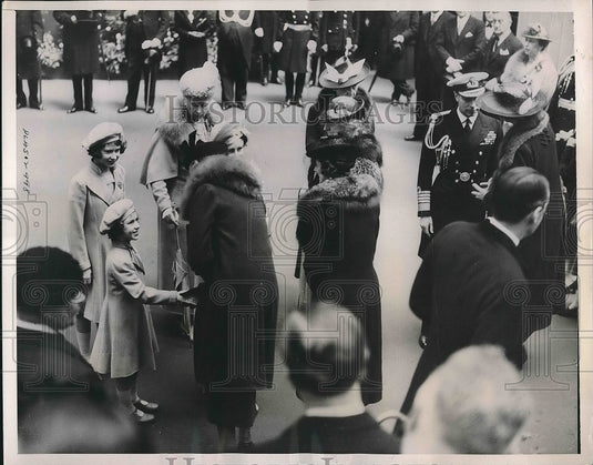 1939 King George & Queen Elizabeth in London en route to Canada - Historic Images