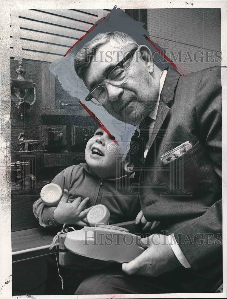 1953 Press Photo Apex Ready Mix Concrete Company Donated $3000 Crippled Children-Historic Images