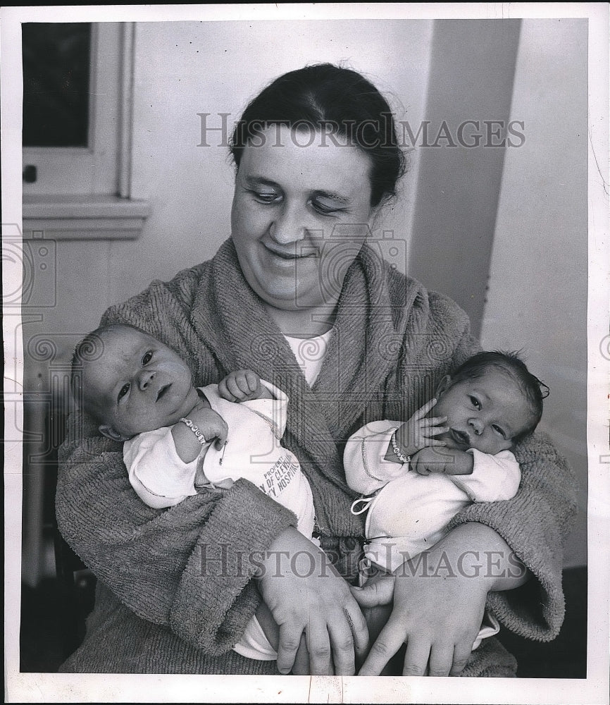 1955 Mrs Wanda Krylon Has Twins  - Historic Images