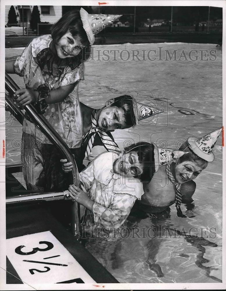 1963 Press Photo Janet Butauski, Mike Liner, Kathleen Malloy, Mike Dieterich - Historic Images