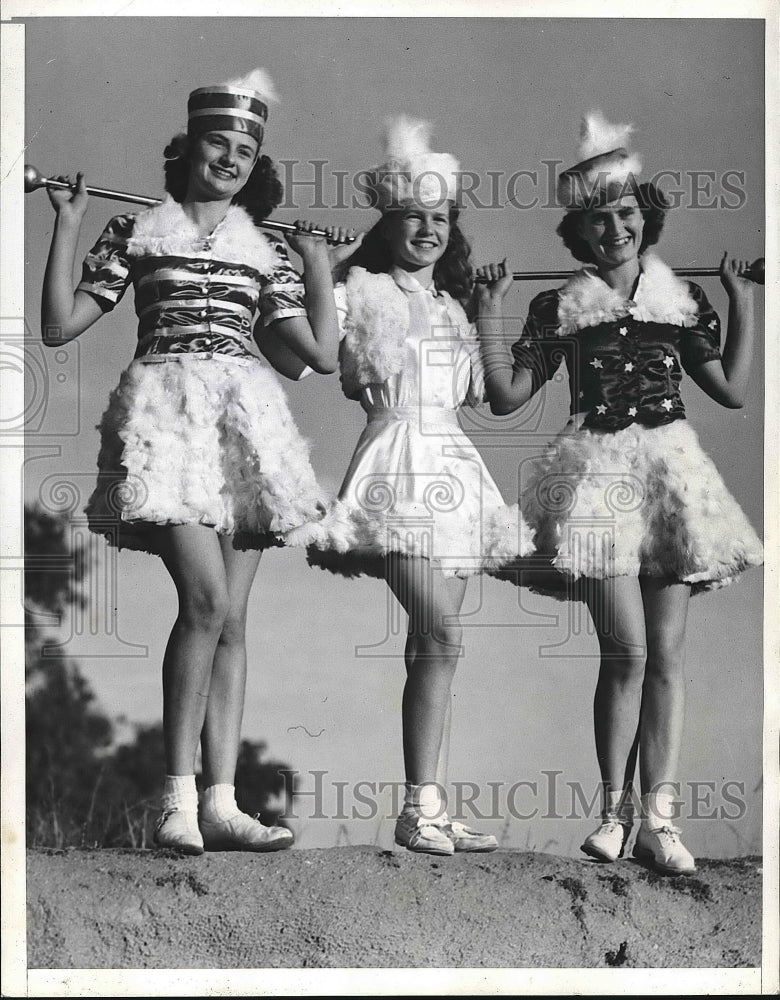 1940 Press Photo Drum Majorettes Georgia Kearney, Ada Matlack, Mary Holly - Historic Images