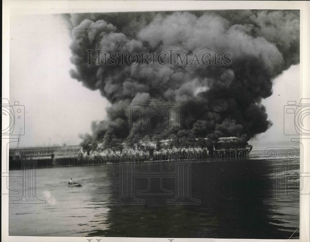 1938 Shipyard fire in Vancouver Canada  - Historic Images