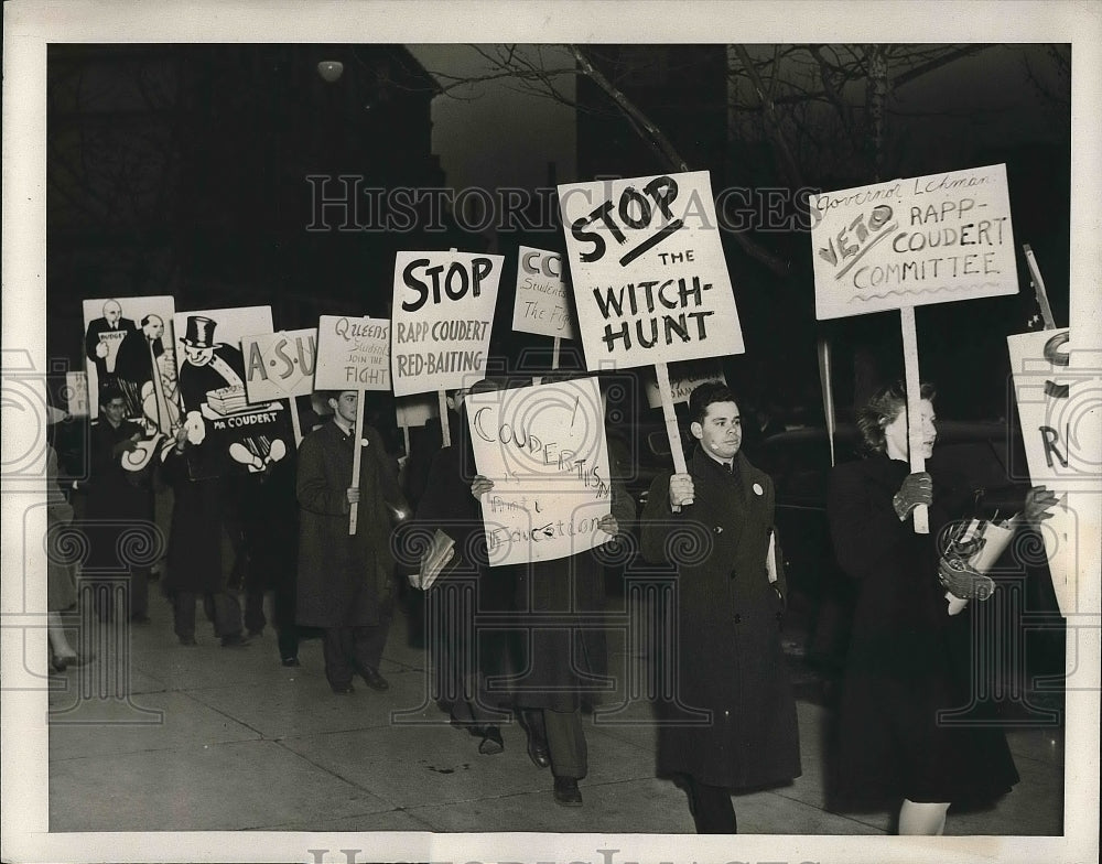 1941 Press Photo Students picketing outside the Court House, New York City - Historic Images
