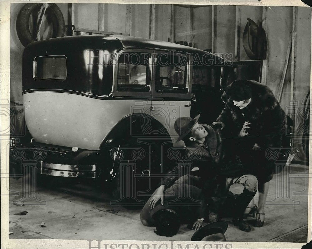 1929 Posed picture of victim of carbon monoxide gas Poisoning - Historic Images