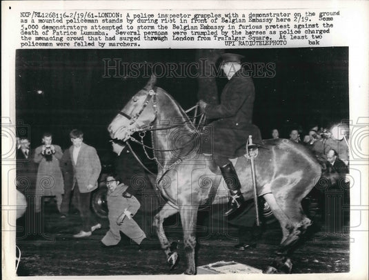 1961 Press Photo London Police Battle Protestors At Belgian Embassy - nea63402 - Historic Images