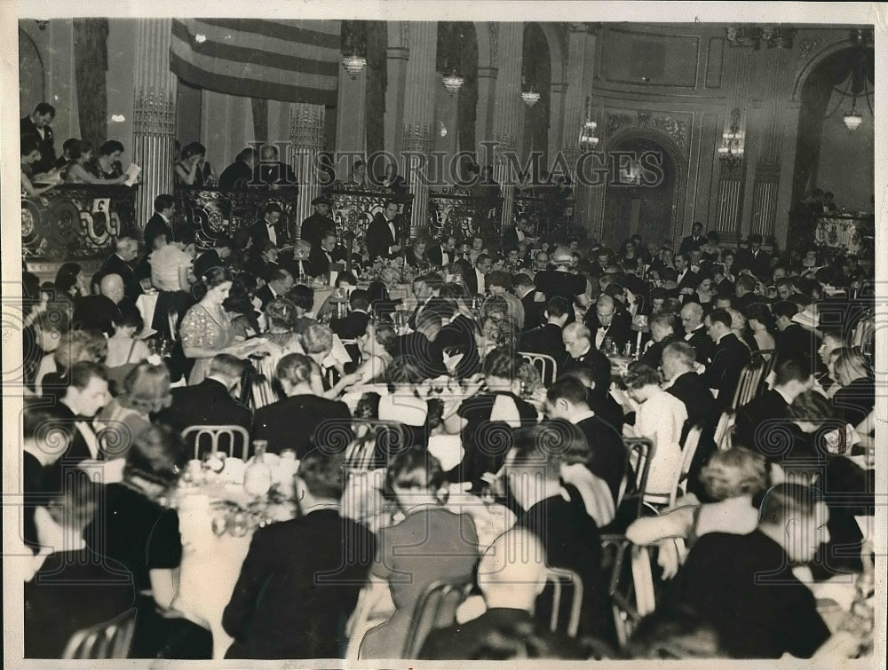 1938 Press Photo book auction benefit dinner for Christian German Refugees, NYC - Historic Images