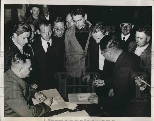 1938 Sudeten German Refugees from Czechoslovakia in Klingental - Historic Images