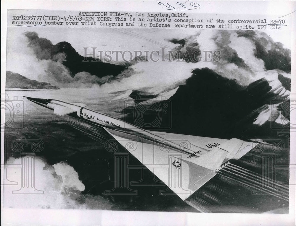 1963 Press Photo Artist&#39;s Idea of RS-70 Supersonic Bomber - Historic Images