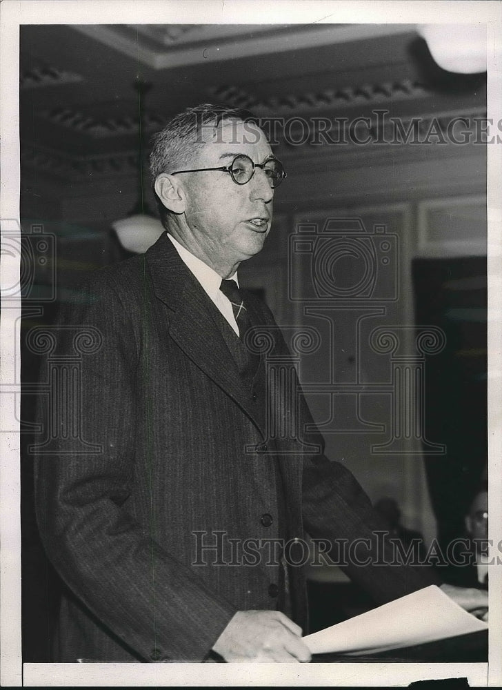 1938 W.B. Greeley at hearing for tariff rates  - Historic Images