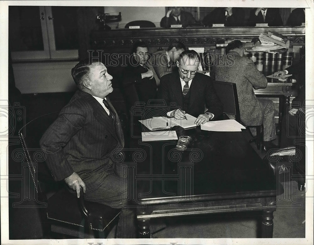 1935 Press Photo Gen Hugh Johnson in front of the house military committee. - Historic Images