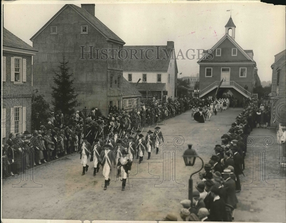 1926 Colonial Parade Celebrates Constitution Day - Historic Images