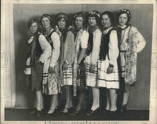 Press Photo Josephine Skowronska,Laura Pawlicki,Felecia Sawicki,Regina Barzewska - Historic Images