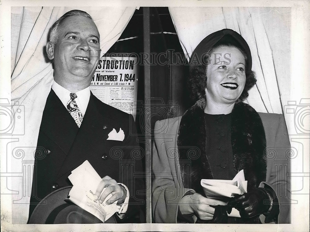 1944 Illinois Governor Dwight Green, Mrs. Green  - Historic Images
