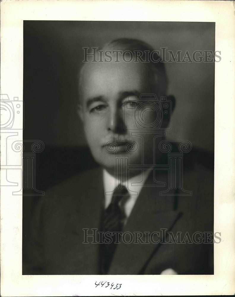 1938 Gilber Kinney Vice President & Director of J Walter Thompson Co - Historic Images