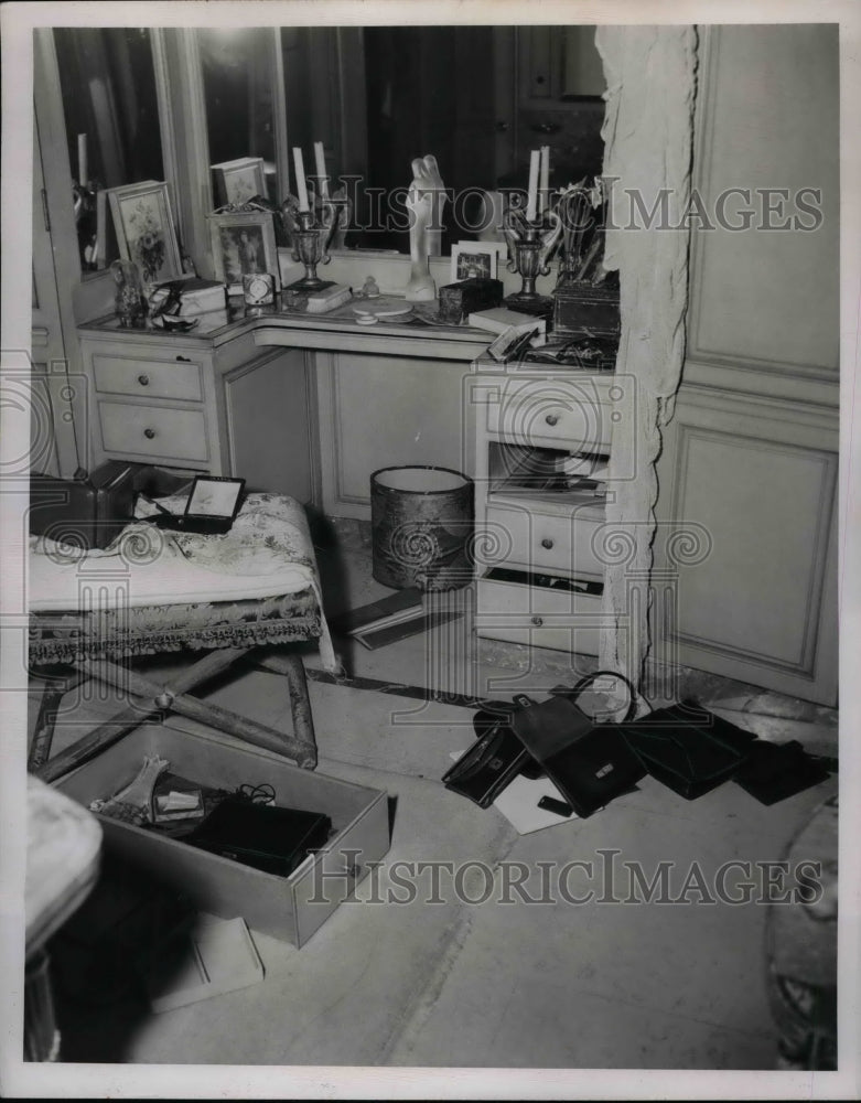 1950 Press Photo Interior of home of William Mather - nea64901-Historic Images