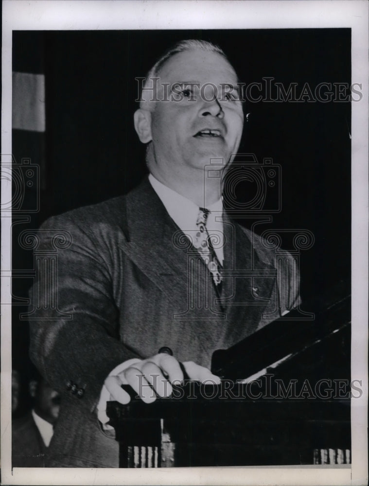 1944 Governor Dwight Green Illinois Addresses Rally Philadelphia - Historic Images