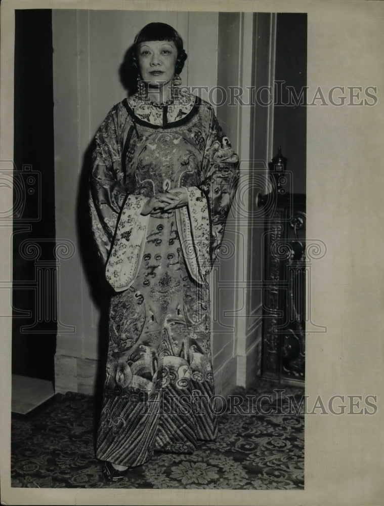 1936 Miss Rose Quons in a fashionable gown  - Historic Images