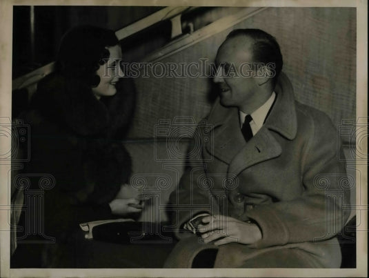 19336 Press Photo Loel Guinness & Lady Isabel Guiness in NYC - nea65236 - Historic Images