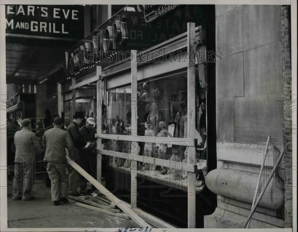 1938 New Years Party Broadway New York Times Square District - Historic Images