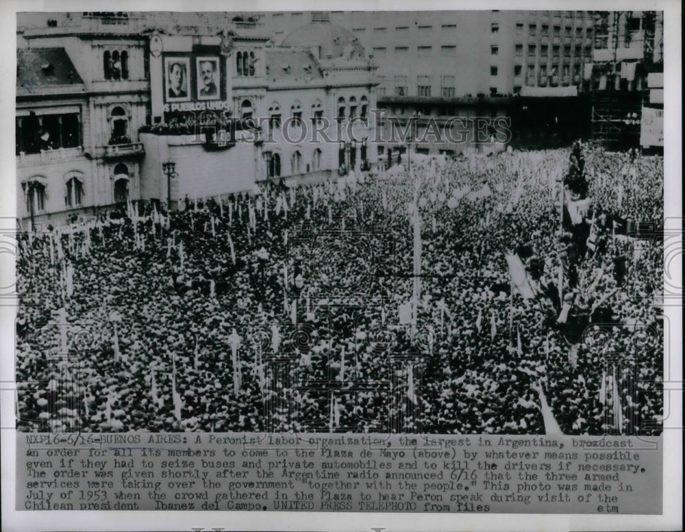 1955 Press Photo Peronist Labor Organization Members Rally In Buenos Aires - Historic Images