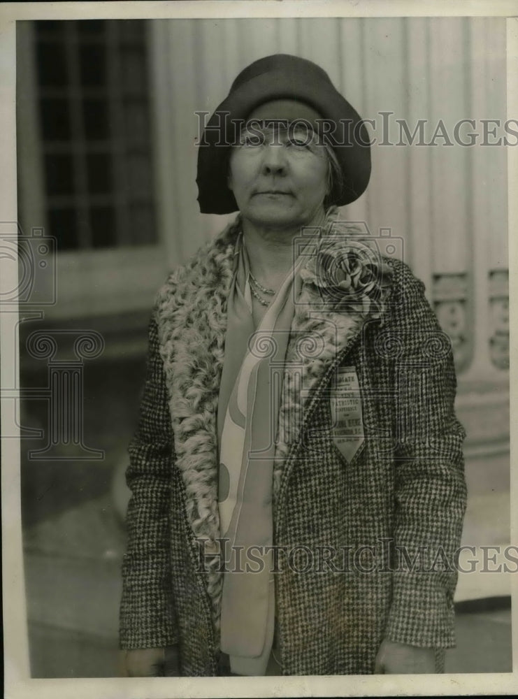 1930 Lulu Shakespeare attending Women's Patriotic Conference - Historic Images