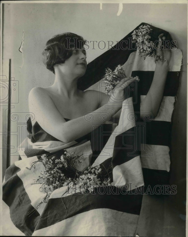 1924 Miss Louise Bewman, Worker for Disabled American Veterans - Historic Images