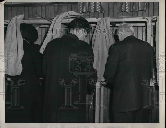 1946 Cleveland Thomas J. Herbert Frank Lausche  - Historic Images