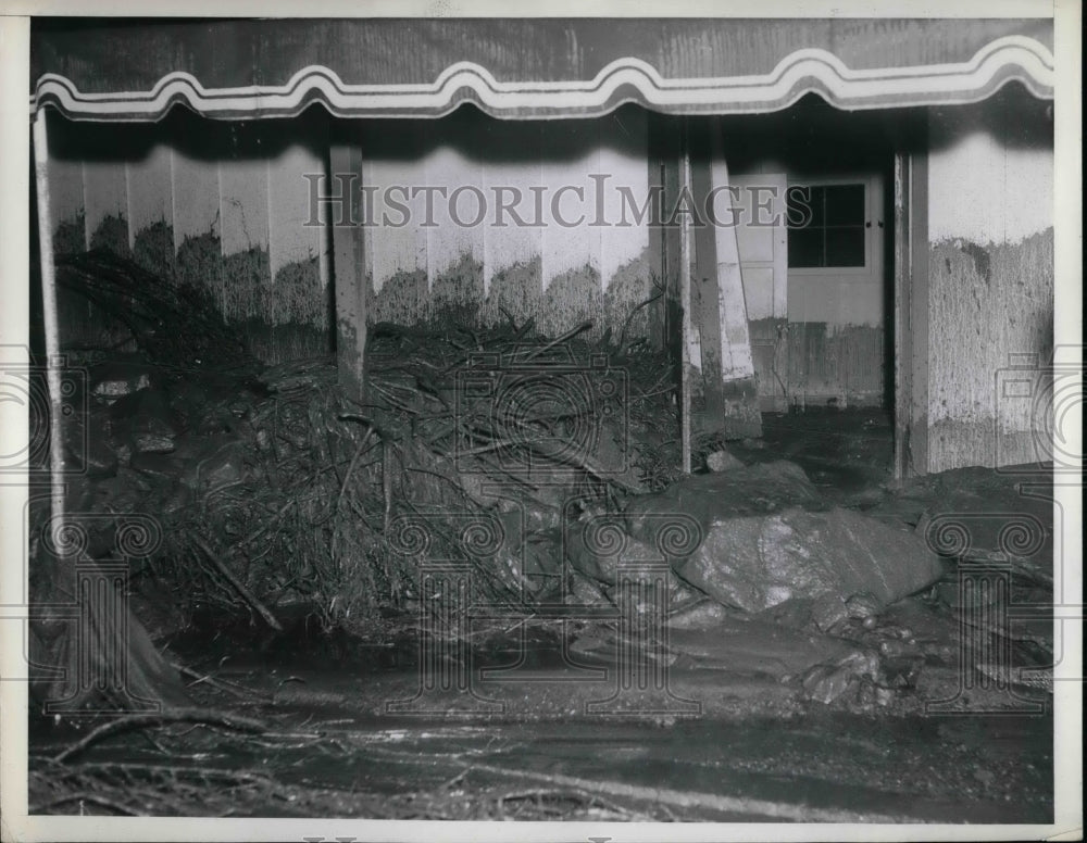 1938 Press Photo Flood Damage To Home Of Mrs. Asa Call, Mother Of Judge Call - Historic Images