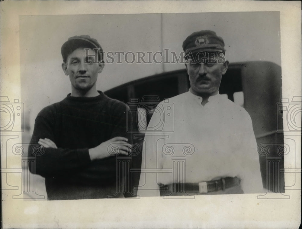 1925 Press Photo Sweeney And Boettgen, Heros Of SS Comanche - nea65797-Historic Images