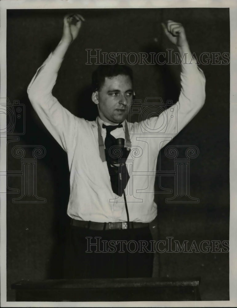 1934 orchestra leader Leo Koph  - Historic Images