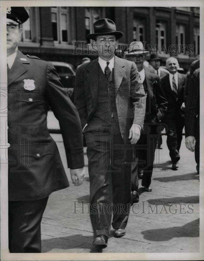 1938 Press Photo D Carroll Jr, Murder trial at Long Island,NY, juror Art Quick - Historic Images
