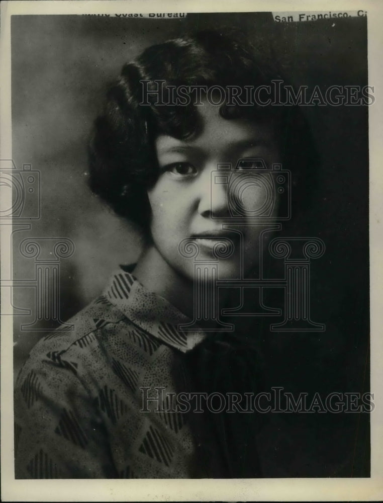 1929 Mabel Chin Qong, Oregon Agri College sophomore  - Historic Images