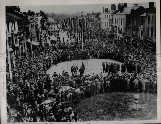 1936 Press Photo Flags of Nations at Stratford-on Avon for William Shakespeare - Historic Images