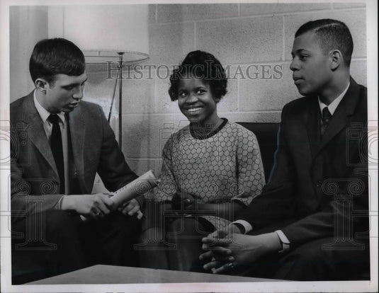 1967 Larry Kravitz, Tomara Lynn Chappell & Cliff Cooley  - Historic Images