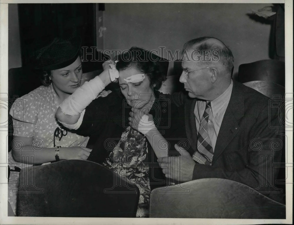 1938 Press Photo Margaret Kloss Annette &amp; Snanley Gould At Inquest - nea66378 - Historic Images