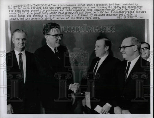 1967 Press Photo Malcolm Denise, Ford, Walter P. Reuther, United Auto Workers - Historic Images