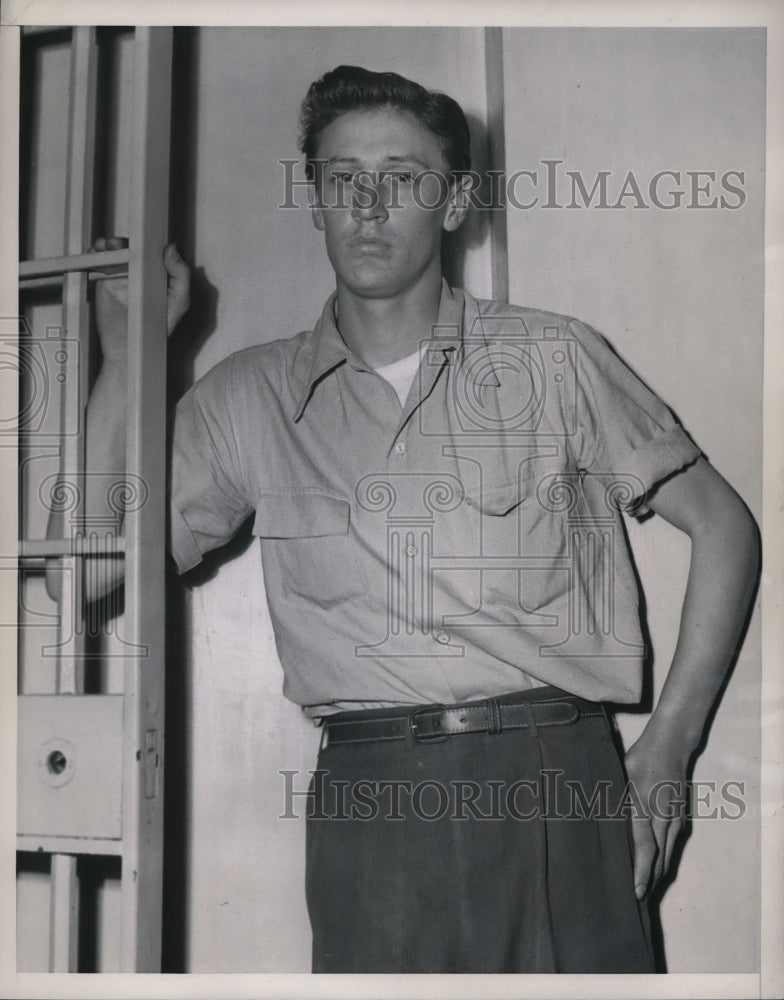 1947 Fay Albert Allen Arrested For Murdering His Wife Marie - Historic Images