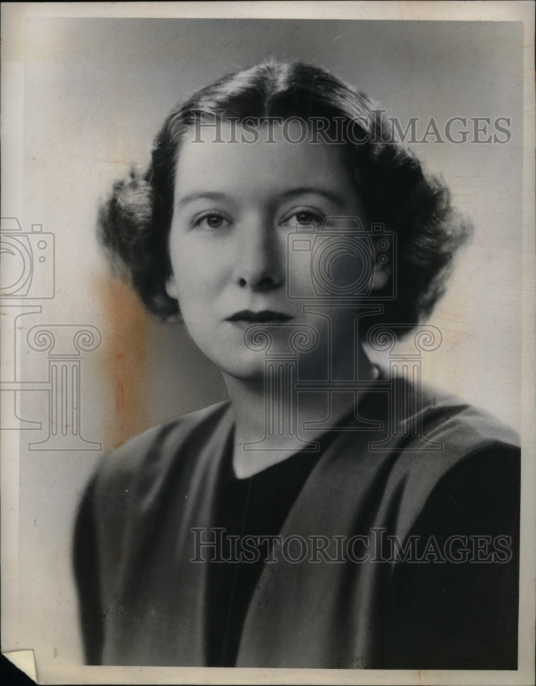 1947 Press Photo Gwen Davenport, Author of Return Engagement - nea67191 - Historic Images