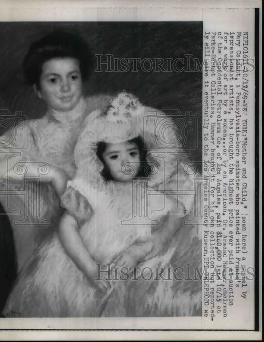 1969 Mother and Child a Pastel by Mary Cassatt at L.A County Museum. - Historic Images
