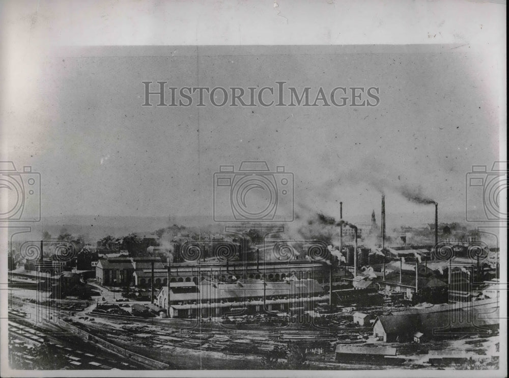 1937 Press Photo View of the Schneider armament plant in Cruseot, France - Historic Images